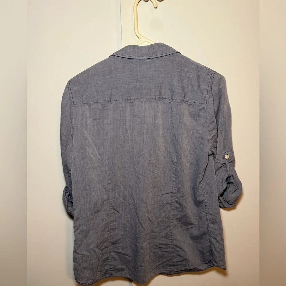 J. Crew The Perfect Shirt Grey Chambray Button Down Shirt Size Medium.